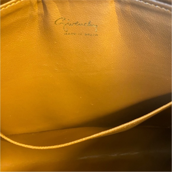 ❤️Givenchy crossbody / clutch. Yellow/ mustard color❤️ Missing chain. - Picture 4 of 8